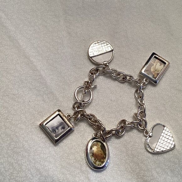 Premier Design Brand Silvertone Heavy Link Photo Frame Bracelet - Picture 3 of 6